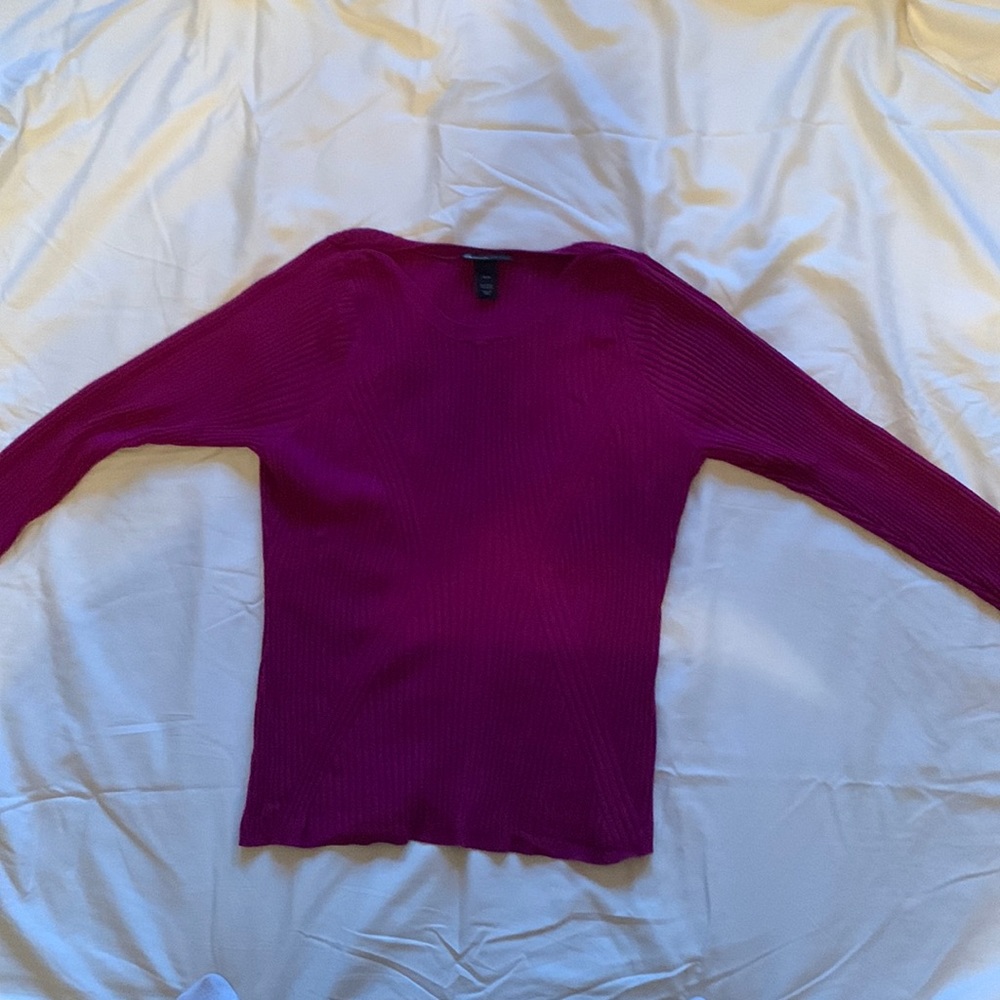 Magenta long sleeve sweater